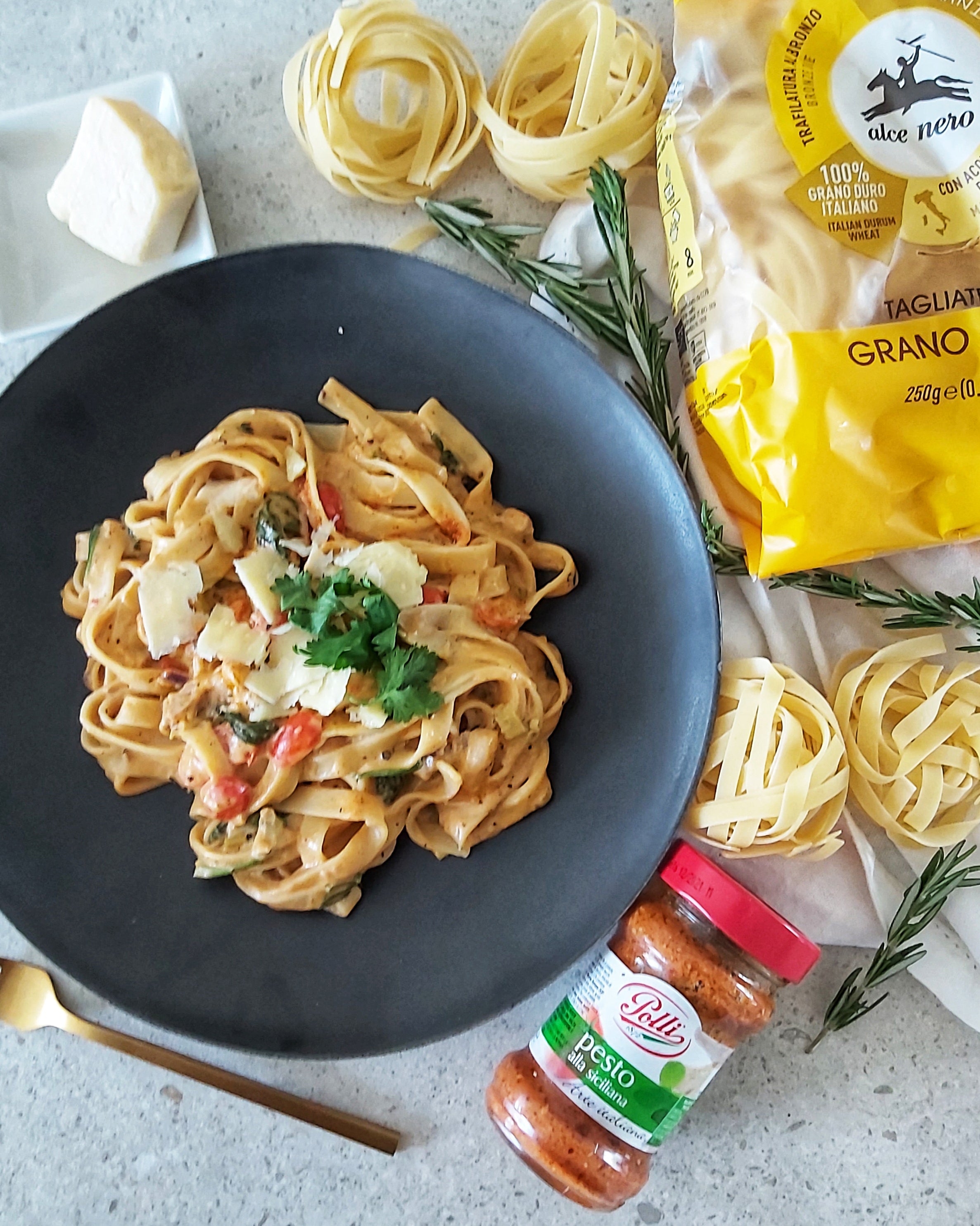 Pasta recipe by Konaye Dlatu.