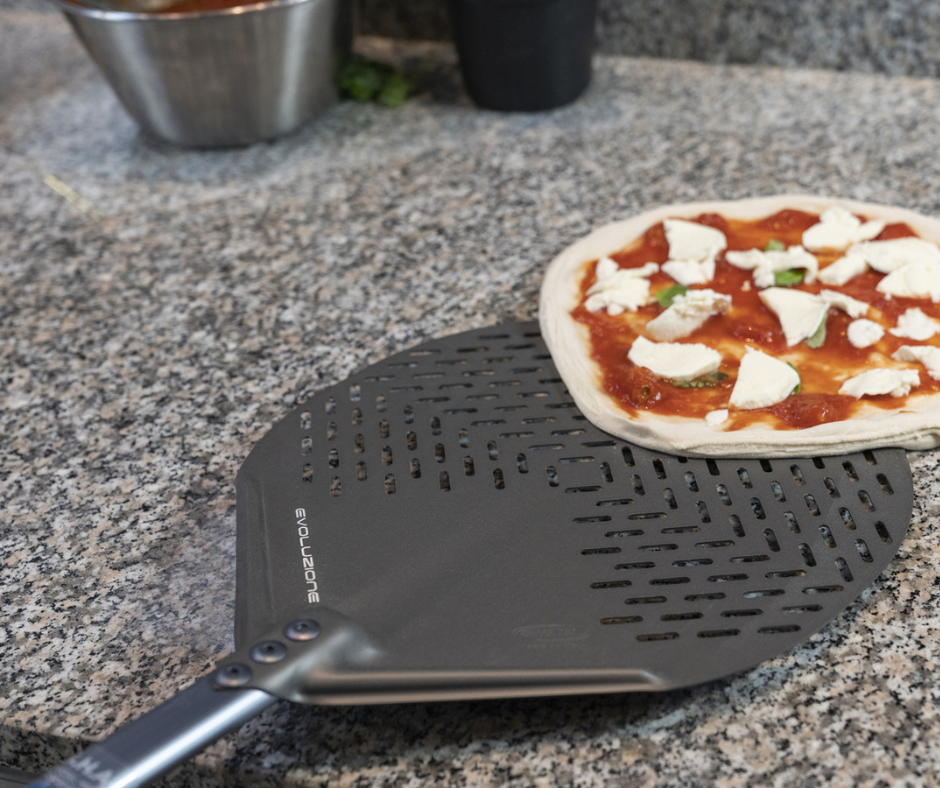 GI Metal | Aluminum Round Perforated Pizza Peel 150cm Handle