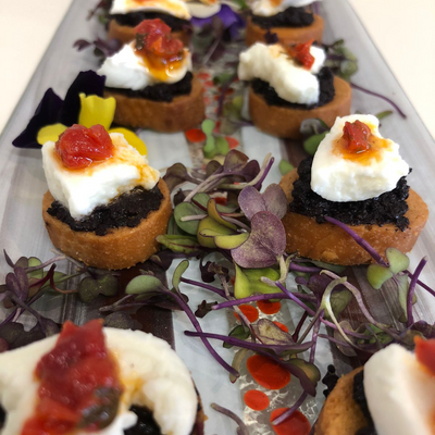 Bruschetti Canapés